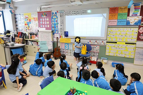 香港|香港插班|香港中學(xué)|香港新移民|新來港家庭|香港Band1中學(xué)|香港中學(xué)|香港插班申請(qǐng)|香港升中|香港春季插班|香港秋季插班|香港Band1中學(xué)|內(nèi)地轉(zhuǎn)學(xué)香港|內(nèi)地港寶|香港新移民|香港插班評(píng)估|學(xué)術(shù)評(píng)估|香港讀書